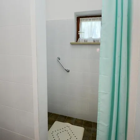 Komfortable In Valica Mit Grossem Garten Apartment *